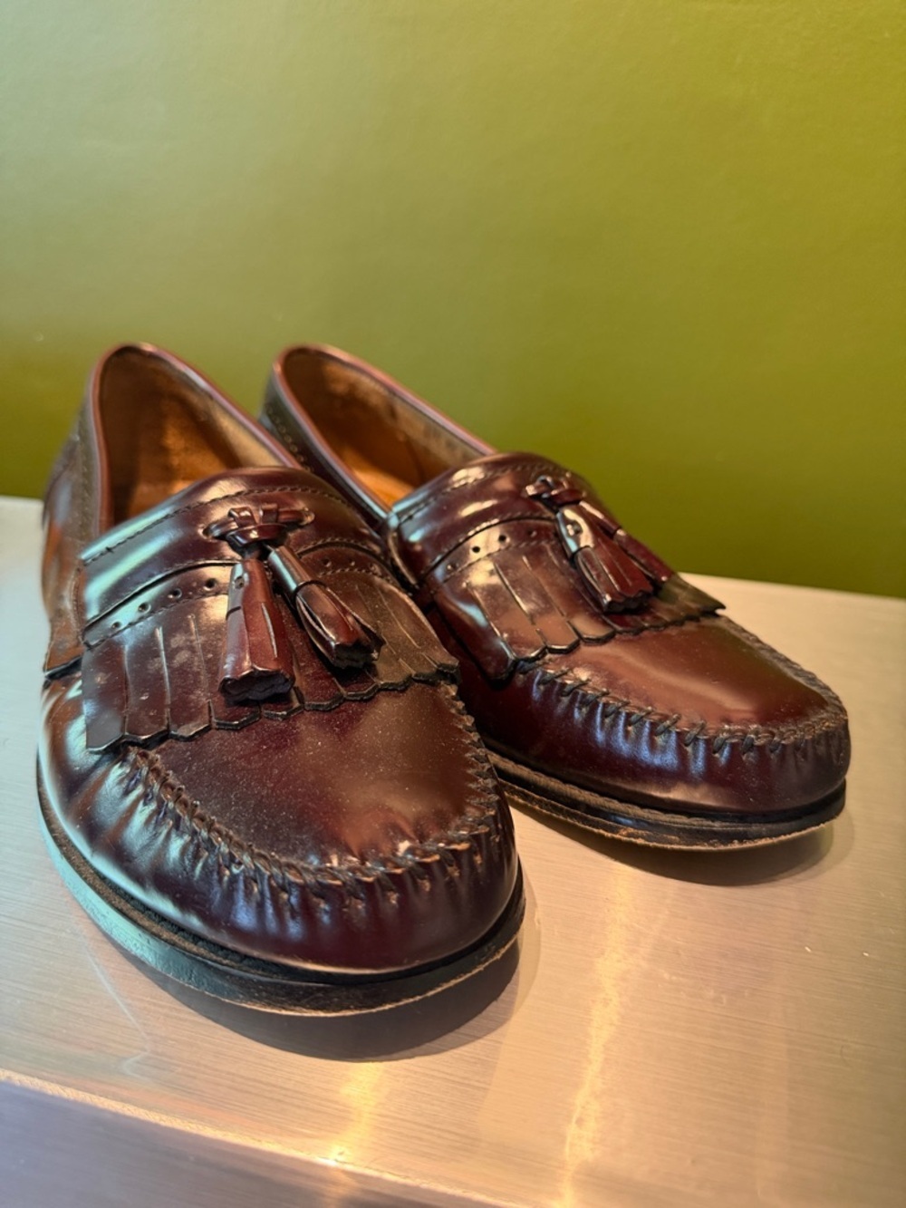 Men's Weejuns Tassel Penny Loafers in Burgundy